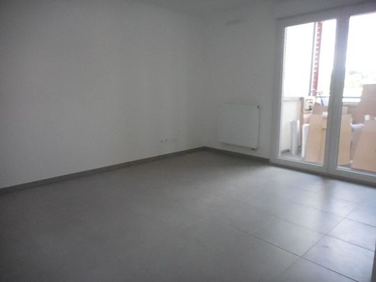 Appartement 2 pièces 42m2 MARSEILLE 12EME 836 euros - Photo 1