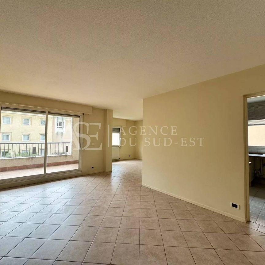 Location Appartement - Photo 1