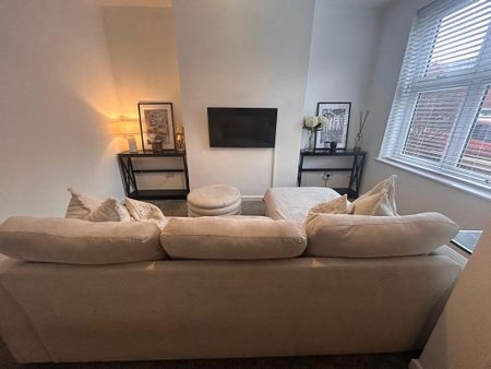 2 bedroom house to rent - Photo 3