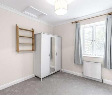 De Morgan Road, Fulham, SW6 - Photo 4