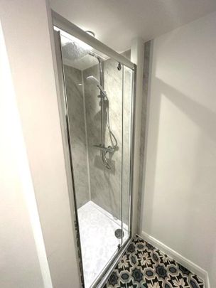 North Street, Eastbourne - Photo 1