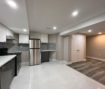 For Lease - 62 Eagleridge Drive, Brampton, Ontario - Photo 2