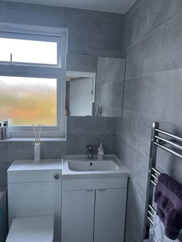 Recently decorated, double room with garden view - Photo 3