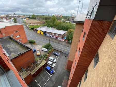 Studio Flat, Lincoln Gate, M4 - Photo 2