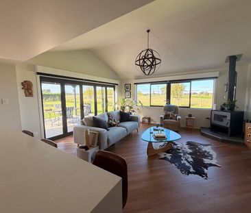 74 Somersal Lane, Marton - Photo 3