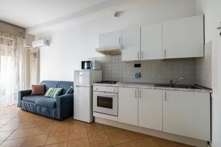 Via Milazzo, Bologna, Emilia-Romagna 40121 - Photo 3