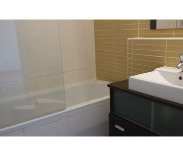 Location Appartement 2 pièces 41m² STE CLOTILDE 97490 - Photo 1