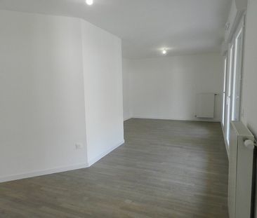 Location Appartement 2 pièces 55m² - Photo 1