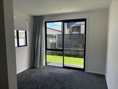 NEAR-NEW CONTEMPORARY LIVING - Photo 3