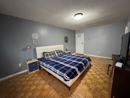 For Lease - 33 Piane Avenue, Brampton, Ontario - Photo 5