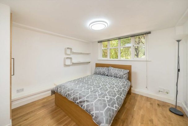 Independent Place, Dalston, E8 - Photo 1