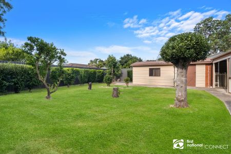 Beautifully Renovated Family Home - Photo 5