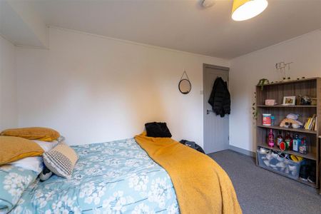 6 bedroom house to rent - Photo 3