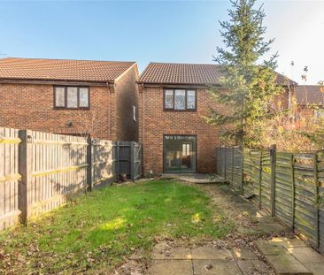 2 bedroom semi-detached house to rent - Photo 5