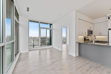 1185 The Queensway Avenue #508 - Photo 2