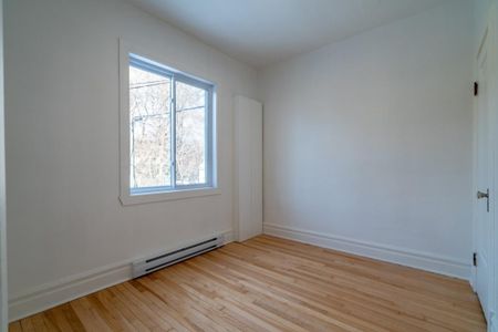 Montréal (Côte-des-Neiges/Notre-Dame-de-Grâce) (Côte-des-Neiges) - Photo 2