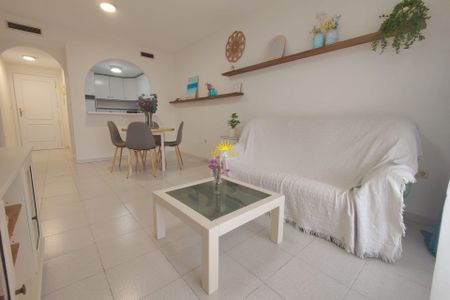 2 BEDROOM APARTMENT IN TORREVIEJA - Photo 2