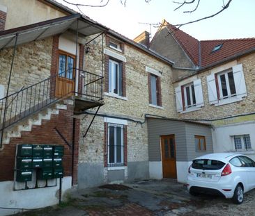 Location Appartement 1 pièce 19m² APPOIGNY 89380 - Photo 2