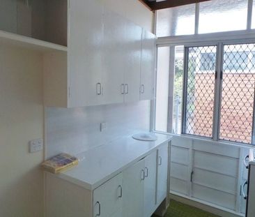 3 De Courcey Street, Mundingburra - Photo 4