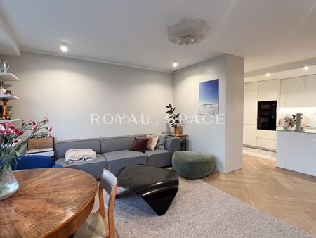 Apartament na Woli Justowskiej w otoczeniu zieleni - Zdjęcie 3