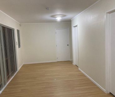 4 bedroom house in the heart of Kelston - Photo 6