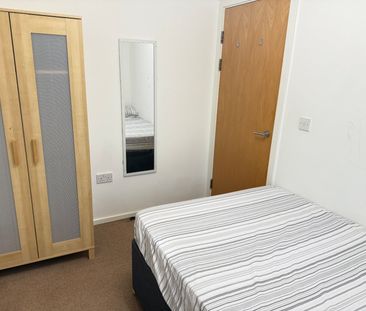 2 bedroom apartment to rent - Photo 6