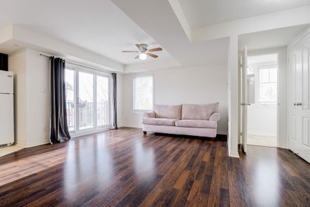 For Lease - 5625 Oscar Peterson Boulevard Unit# 24, Mississauga, Ontario - Photo 2