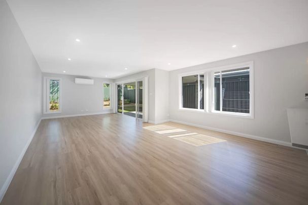 Waiting for You - Photo 1