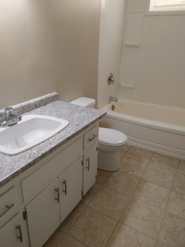 1257 Wascana St, Regina - Photo 4