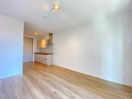 Te huur: Appartement Laakweg in Den Haag - Foto 2