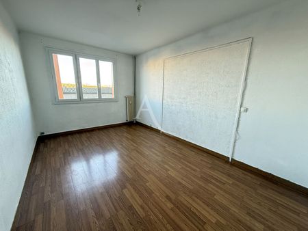 Location Appartement 5 pièces 114m² - Photo 5