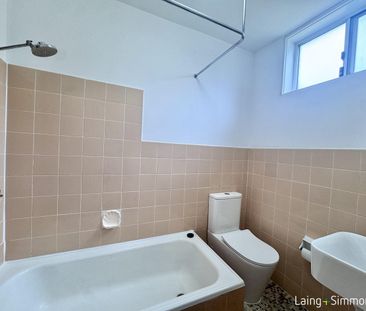Renovated Unit ~ Close To All - Photo 6