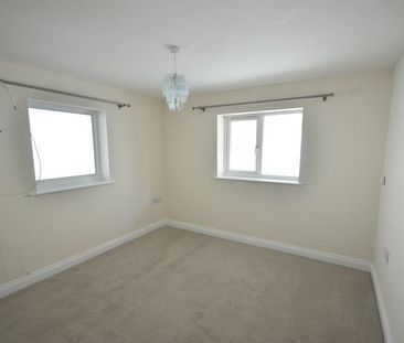 2 bedroom ground floor flat to rent - Photo 6