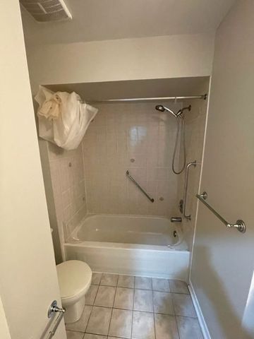 For Lease - 102 Lucena Crescent, Vaughan, Ontario - Photo 4