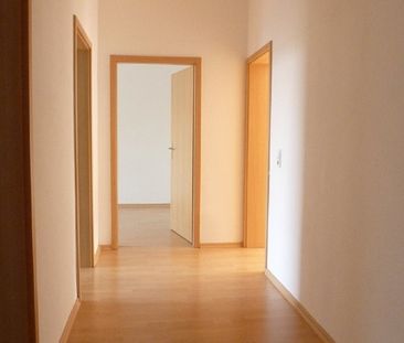 Super Wohnung mit Tageslichtbad l EBK l Balkon - Photo 1