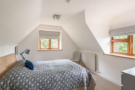 4 bedroom detached house to rent - Photo 5