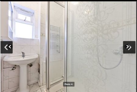 Room in a Shared Flat, Loddiges Road, E9 - Photo 2