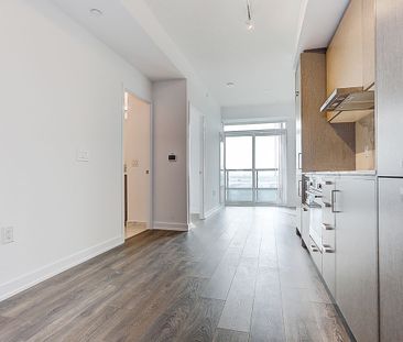 For Lease - 60 Honeycrisp Crescent Unit# 601, Vaughan, Ontario - Photo 6