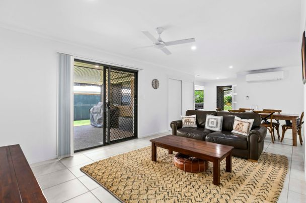 STUNNING FAMILY HOME - Photo 1