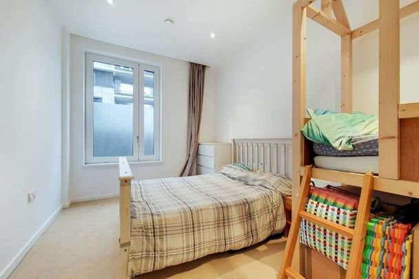 Napa Close, Stratford, E20 - Photo 1