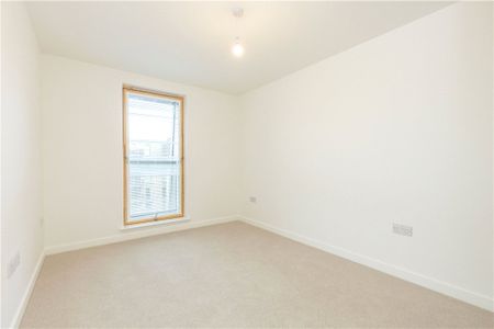 25, 17 Hughes Close - Photo 4