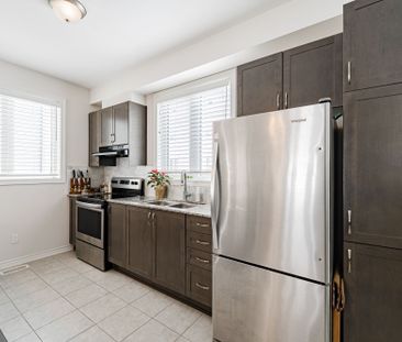 For Lease - 6 Darvoy Mews, Orleans - Convent Glen and Area, Ontario - Photo 6