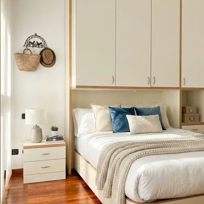 Via Galileo Galilei, Milan, Lombardy 20124 - Photo 1