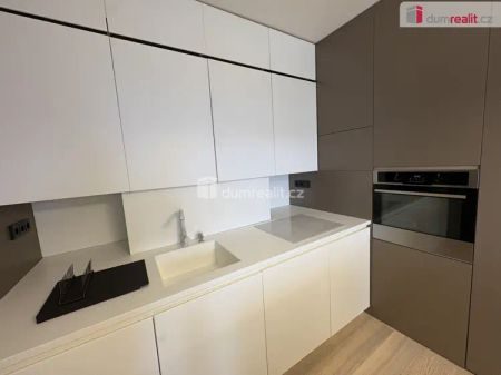 pronájem luxusního designového bytu 2+kk s balkonem a parkovacím stáním, Příbram - Photo 4