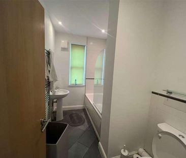 St. James's Parade, Bath, Somerset, BA1 - Photo 5