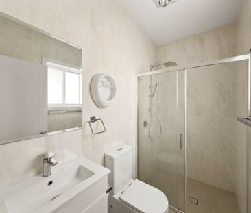 3 Bedroom Granny Flat in Prime Location! - Photo 1