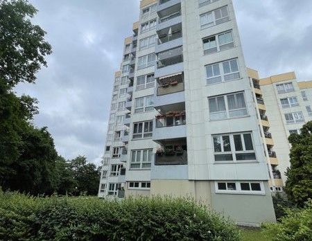 Neue Wohnung, neues Glück! Praktische 3-Zi.-Wohnung - Foto 1