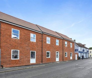 Station Road, Harlow, Essex - Photo 1