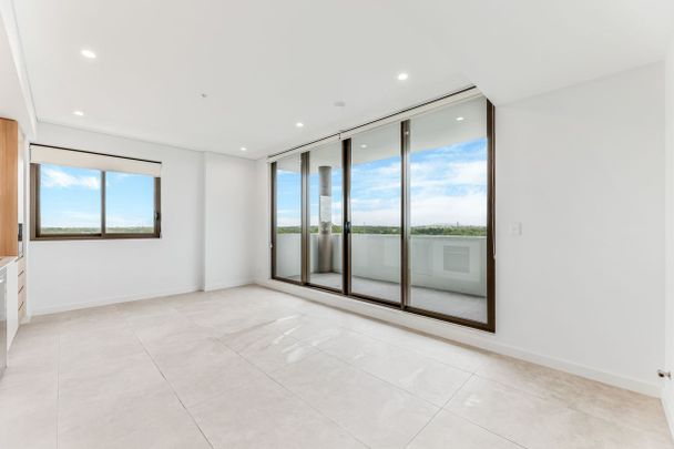 Convenient Location - Photo 1