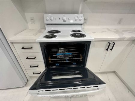 For Lease - 41 Paisley Green Avenue, Caledon, Ontario - Photo 5